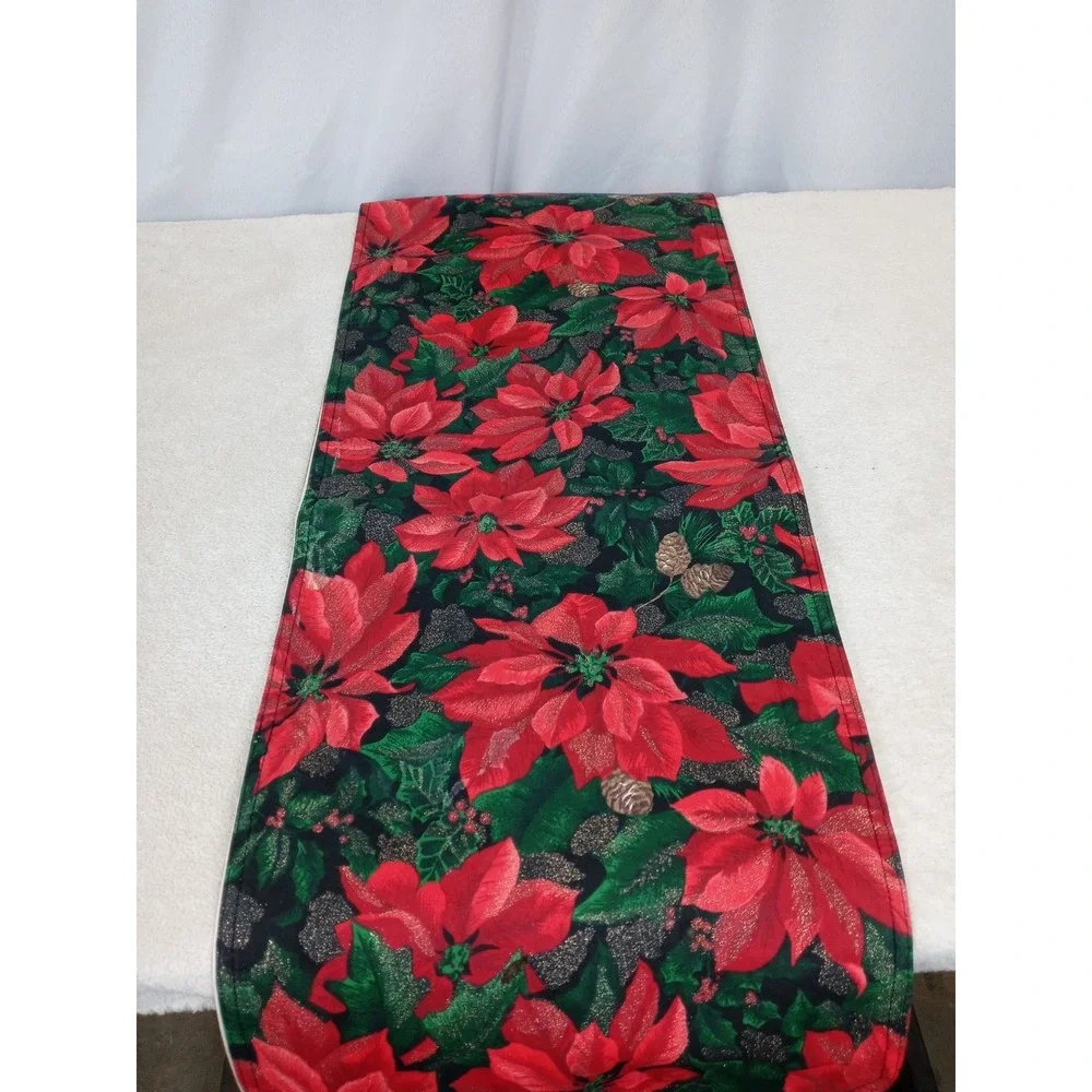 Christmas‎ Poinsettia Table Runner 70